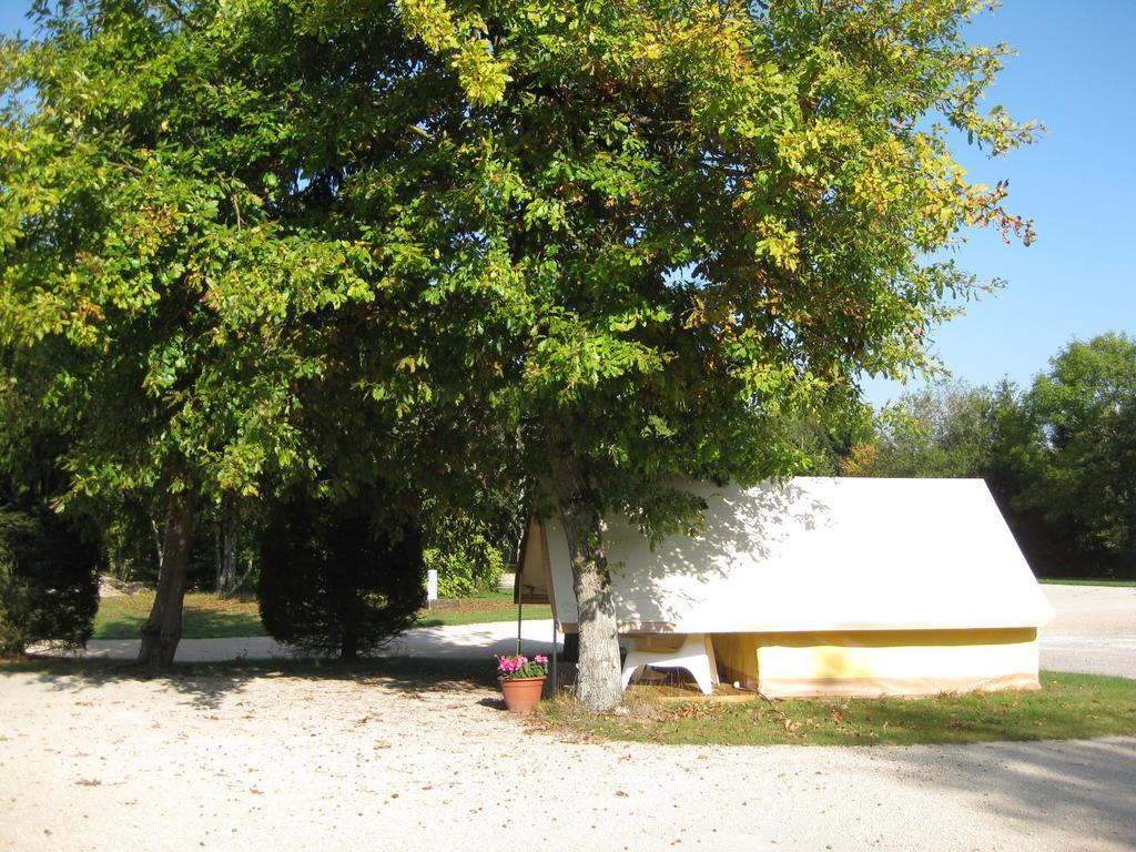 Bulgnéville Camping Porte Des Vosges חדר תמונה
